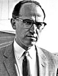 https://upload.wikimedia.org/wikipedia/commons/thumb/5/59/Jonas_Salk_candid.jpg/120px-Jonas_Salk_candid.jpg